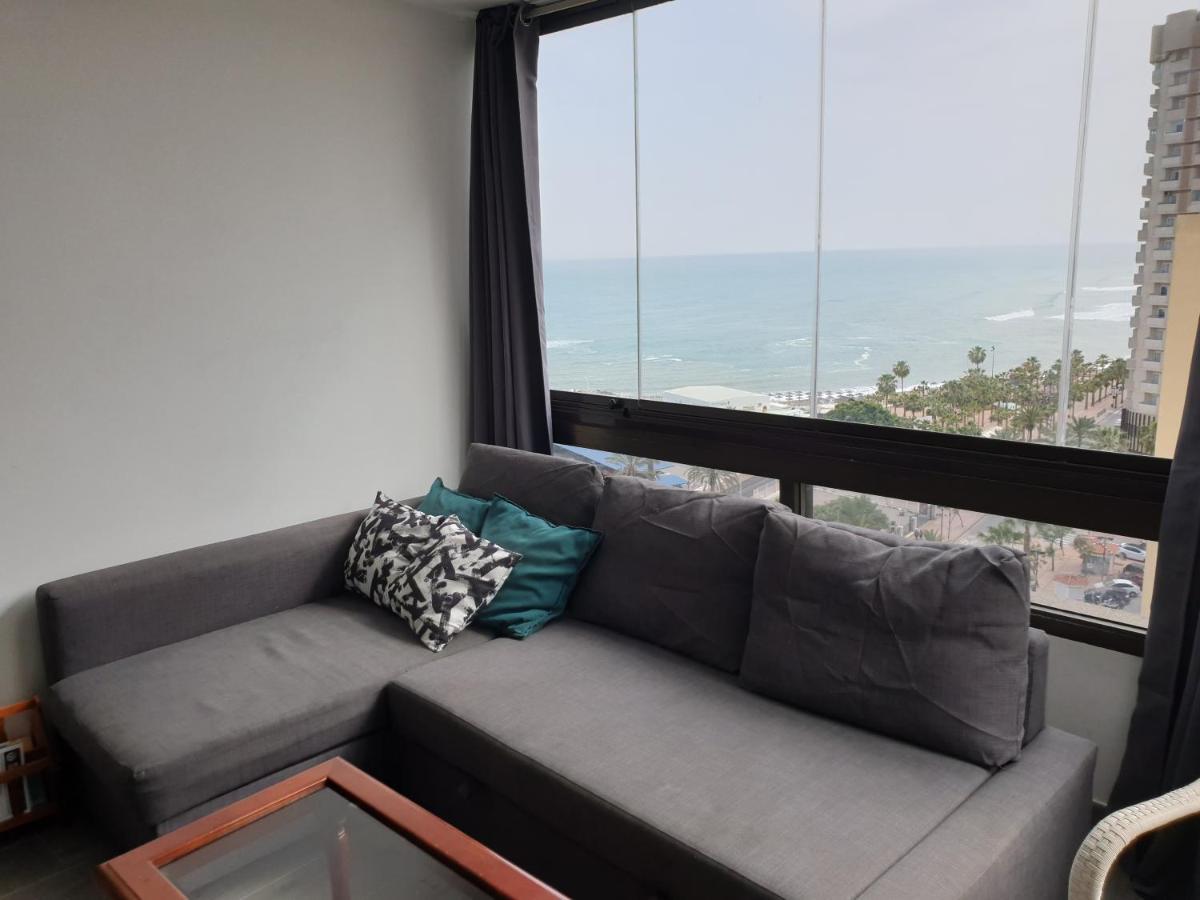 Apartamento Beach First Line Apartment Fuengirola Bagian luar foto